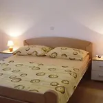 Vladimir Apartman *