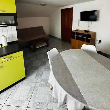 Apartment Vladimir *
