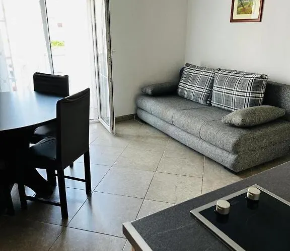 Daire Vladimir Malinska