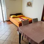 Vladimir Apartment Malinska